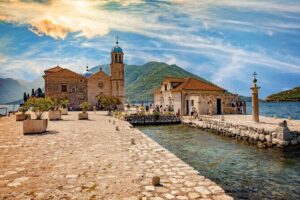 Kotor Fast-Track: Perast Old Town & Our Lady of the Rocks - On Board: What the Ride Feels Like (and How You’ll Get Information)