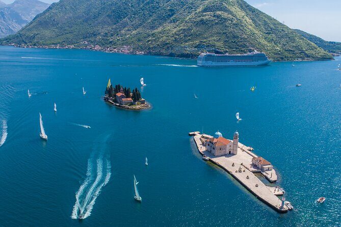 Kotor Sightseeing Exclusive 4-Hour Private Boat Tour up to 12 ppl - Perast shore time: UNESCO streets you can actually feel