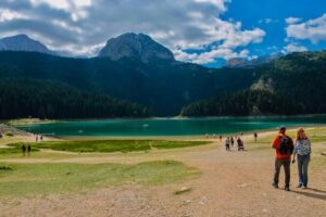 North Montenegro, Durmitor, Tara & Ostrog Tour - Perast’s bay views: Our Lady of the Rocks and Saint George