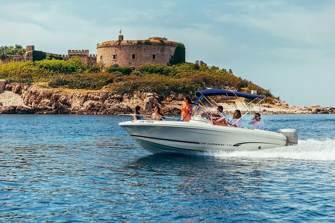 Rent a Boat from Herceg Novi (4 hours) (1-10 passengers) - Meeting in Herceg Novi: pickup that’s close to where you’re staying